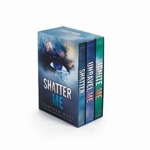 📚 Book Bundle 📚 Shatter Me